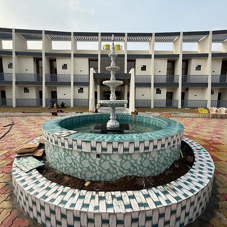 Hotel Madhuban Aurangābād Exterior foto